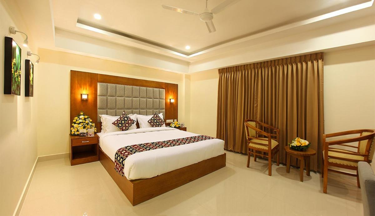 Hotel Lumbini Supreme Thrissur Exterior foto