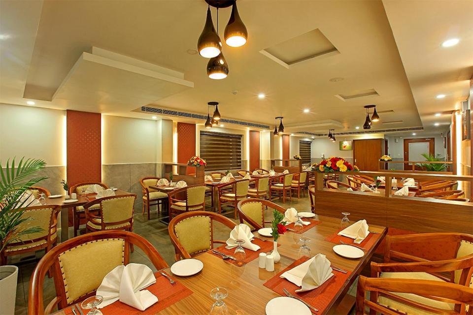 Hotel Lumbini Supreme Thrissur Exterior foto